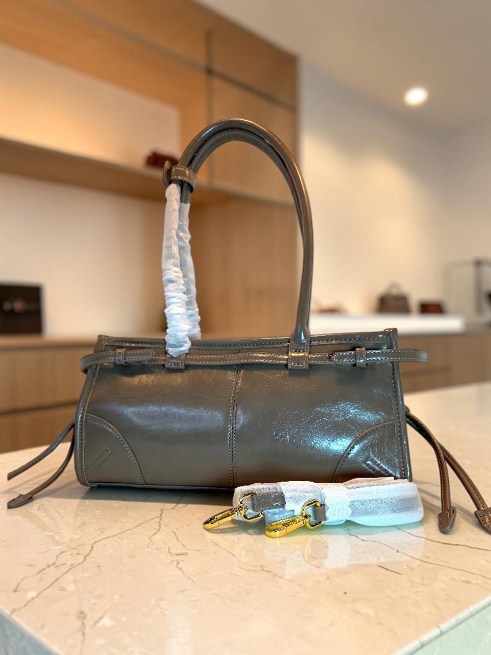 East West Designer Style Handbag with Detachable Crossbody Strap NWOT